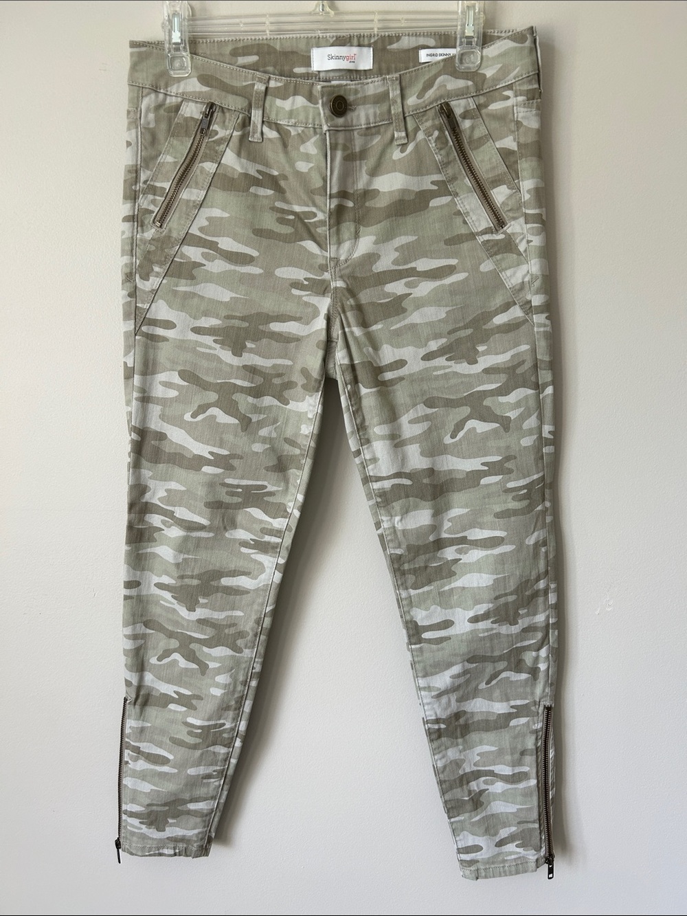 Skinnygirl Ingrid Skinny Ankle Women’s Muted Olive Camo Zip-Hem Pants